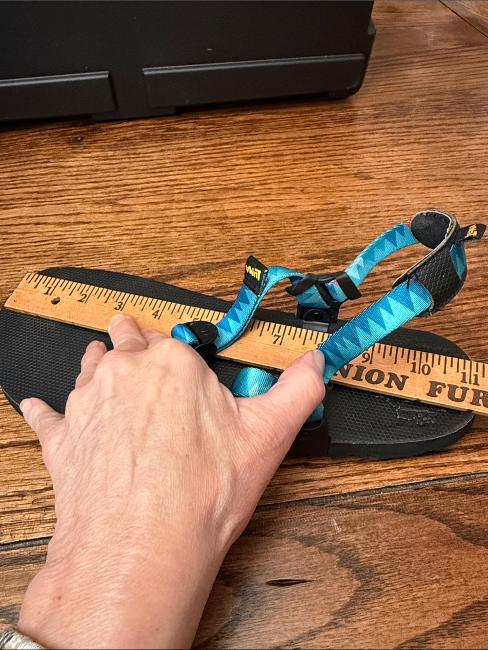 LUNA Mono Winged Edition Mountain Crystal Vibram Barefoot Trail Sandals 10 1/2 - Picture 11 of 11